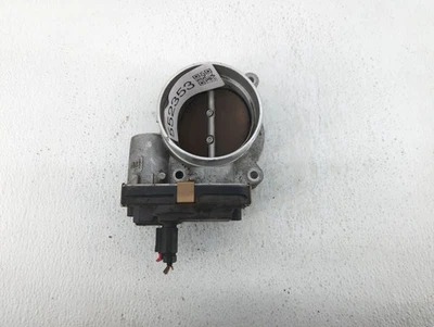 Carrocería del acelerador Chevrolet Suburban 1500 RQLRH Foto 1 de 4