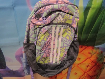 Mochila Adidas BTS Originator unissex logotipos multicoloridos - Imagem 1 de 4