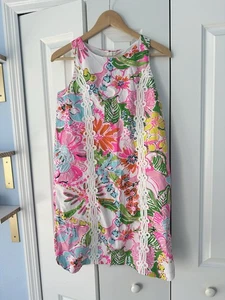 NWT Lilly Pulitzer Nosey Posey Floral Sleeveless Shift Girls Dress Size XL 14/16 - Picture 1 of 5