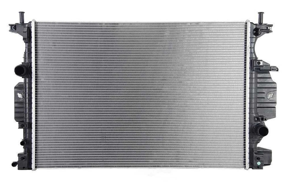 Radiador OSC 13321 para Ford Fusion 13-19 Foto 1 de 2