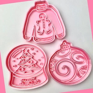 Set of 3 Christmas Cookie Cutters - Picture 1 of 8