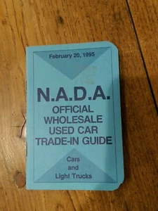 NADA Official Wholesale Used Car Trade-In Guide February 1995 Cars Light Trucks - Bild 1 von 3