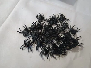 30 Stück Deko Halloween Spinnen - Bild 1 von 2
