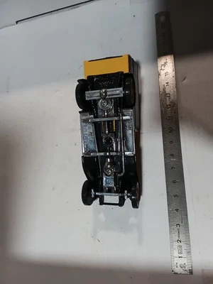 Citroën C4F 1930 Fourgon Solido 1/43 Jaune - Photo 1/4