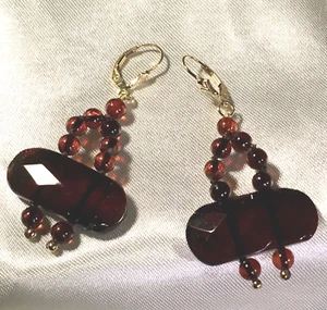 BALKAN AMBER - BEAUTIFUL ANCIENT CHERRY AMBER DANGLE EARRINGS - Picture 1 of 3