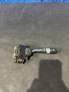 Interruptor de señal de giro del faro LEXUS IS300 2001-2005 84140-53030 OEM mano derecha - Imagen 1 de 9