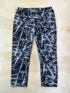 Athleta Floral Geo Sonar Capri Leggings schwarz/schiefergrau kurz mittelhohe Tasche - S - Bild 1 von 13