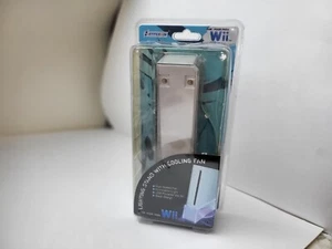 NEW HYPERKIN Cooling Fan + Stand W/ Blue Glow Glowing Light for Nintendo Wii S41 - Picture 1 of 6