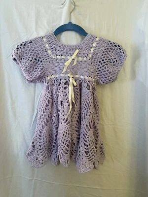 Vestido hecho a mano de lavanda a ganchillo para niños pequeños con cintas de satén 12-18 meses Foto 1 de 4