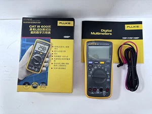 Fluke 18B+ Multimeter 1000V AC DC Voltmeter Ammeter Auto/Manual Range LED Test - Picture 1 of 6
