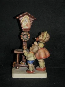Goebel Hummel , Hum 23/I  "Bei Mutter Maria" - Picture 1 of 1