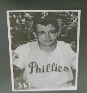 Raw 1955 All American Sports Club Baseball Stan Lopata #331 Hand Cut - Picture 1 of 2