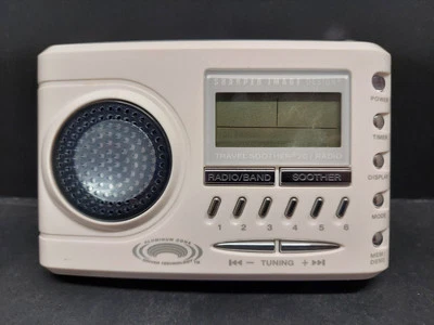 Sharper Image Travel Soother 20 Radio Alarm Clock SI721 FOR PARTS - Image 1 of 4