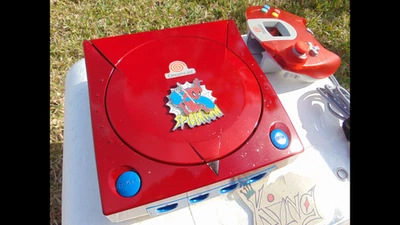 💙 SEGA Dreamcast HKT-3020 Home Console  💥 red / blue/ gold 💥  🌟 EDITION✨ - Image 1 of 4