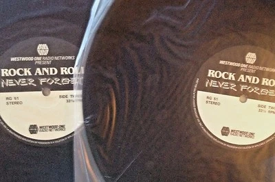 RADIO SHOW: R & R NEVER FORGETS CELEBRATING ROCK 1/1/90 DAVID BOWIE, LOU REED - Image 1 of 3