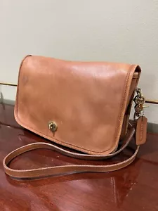 Borsa a tracolla Coach vintage convertibile pochette G1P-9635 in pelle marrone inglese - Foto 1 di 24