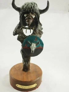 "Buffalo Sheild" 1980 Bronze Sculpture by Bruce Contway 11.5" tall 20/45 - Picture 1 of 12