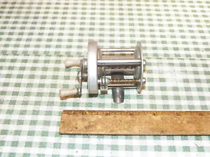 Vintage Langley Reelcast Modell 500 Ködergussrolle - FUNKTIONIERT - Bild 1 von 5