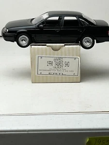 Coche de promoción Ford Taurus SHO 1990 Ertl/AMT con caja original, negro - Imagen 1 de 22