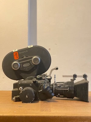 Фотоаппарат Arriflex BL 16 мм /Angenieux 12-120 мм f2.2 тип 10x 12b - Изображение 1 из 4