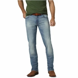 Jeans Wrangler Uomo Retro® Slim Dritto Lavaggio Leggero 88MWZJK - Foto 1 di 2