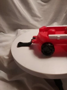 Fisher Price Little People Red Wagon with Teddy Bear 2001 F5 - Picture 1 of 17