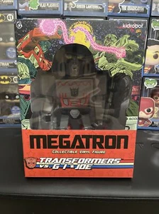 Megatron Medium Figure Transformers vs GI Joe x Kidrobot - Exterior Box Damage - Picture 1 of 4