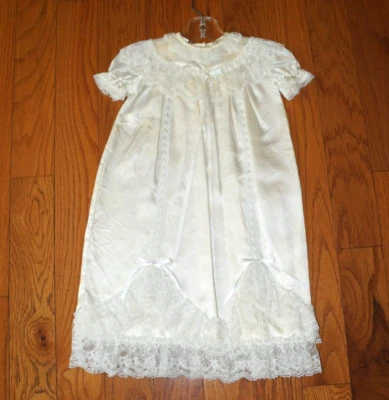 Vestido de bautizo de encaje blanco talla 6-9 meses sin marca Foto 1 de 4