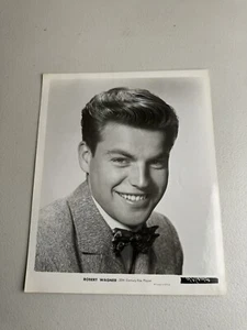 ROBERT WAGNER early portrait VINTAGE PHOTO handsome young actor - Picture 1 of 2