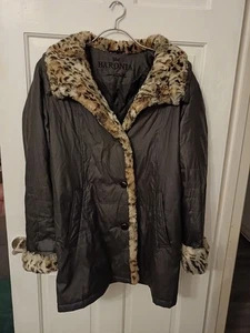 Baronia von Gollas Tissavel Damen Mantel Jacke Größe 10 grün mit Kunstfell - Bild 1 von 12