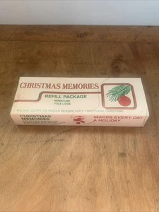 Vintage Christmas Memories Miniature Yule Logs with Original Box NEW Sealed - Picture 1 of 5