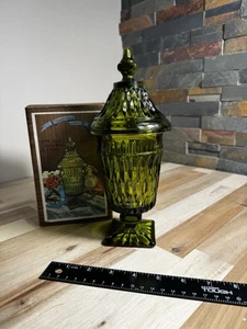 MCM Verde Oliva Indiana Vidrio Princesa Diamante Pedistal con Tapa Caramelo Plato Caja - Imagen 1 de 5
