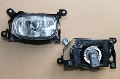 For MITSUBISHI Outlander 2003-2006 Left & Right Front Fog Lights Lamp Assembly - Image 1 of 3