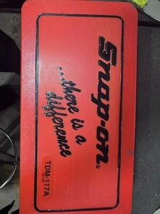 Snap-On Tools METRIC Tap & Die Set TDM-117A NEW Kept in Climate Cool Storage - Picture 1 of 7