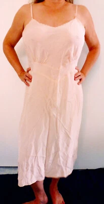 RARE FIND!!! 1930s DAWN VINTAGE PINK SLIPPERY RAYON CREPE FULL SLIP 40 NOS EVC - Image 1 of 4