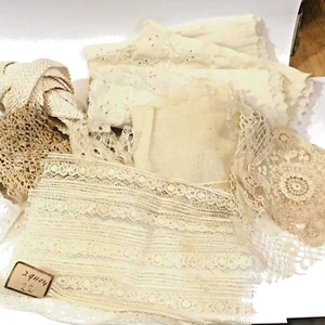 ANTIQUE VINTAGE LACE TRIMS 1O FRAGMENTS IN LOT CHARMING DOLL REPURPOSE - Bild 1 von 5