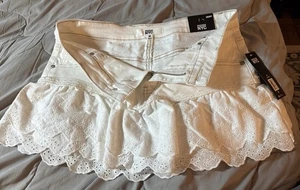Denim & Lace Mini Skirt White Madden NYC Womens Sz M Ruffle Lace Hem Pockets - Picture 1 of 5