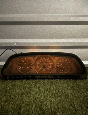 Instrument Speedometer Gauge Cluster for 1981-84 Mercedes 300SD W126 Diesel 321k - Image 1 of 4