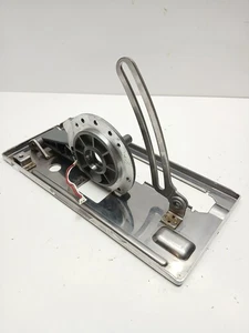 Conjunto de zapatos Milwaukee OEM 2782-20 COMBUSTIBLE M18 5-3/8" metal circular. #18 - Imagen 1 de 11