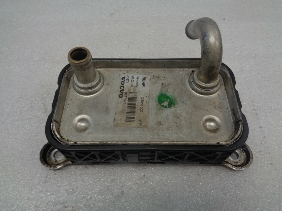 Enfriador de aceite de transmisión Volvo XC90 2003-2006 2,5 L 8677974 OEM AK2105284 Foto 1 de 4