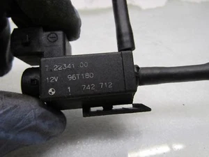 BMW 7 series E38 750 91-04 5.4 left engine intake manifold vacuum solenoid - Picture 1 of 5