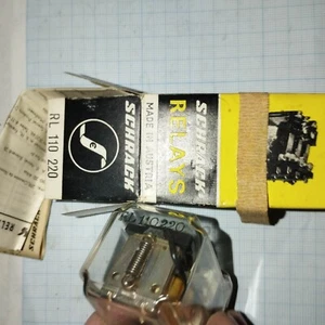 Relais SCHRACK RL110220 220 v DC 10A / 240V RL 110220 1 RT RL47 - Imagen 1 de 5