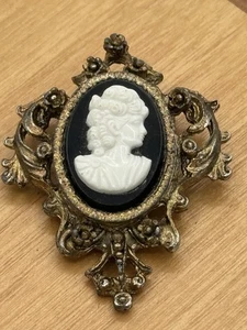 Schöne Vintage große schwarze verzierte Kamee Brosche - Bild 1 von 8