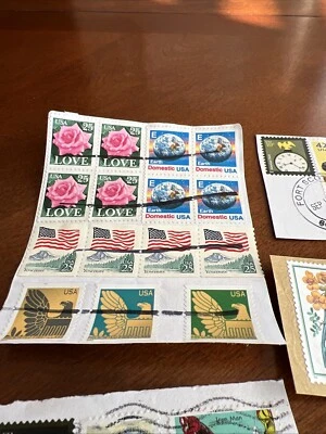 32 U.S. stamps LOT - 1980's - 2020s - Old - Image 1 of 4