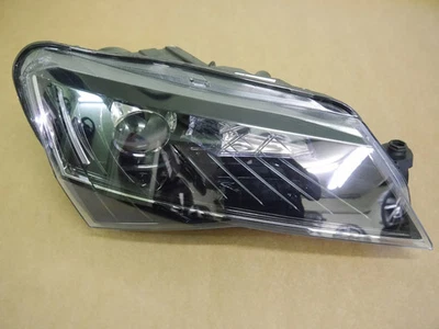 Frontscheinwerfer Skoda Superb III 3V1941016B Xenon Rechts Headlight - Bild 1 von 4