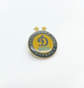 Football Team Dynamo Kyiv Ukraine Ukrainian FC Pin Badge Pinback Sport - Picture 1 of 6