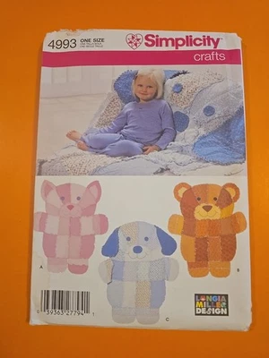 SIMPLICITY PATTERN 4993 RAG QUILT WALL HANGINGS OR THROWS - Image 1 of 3