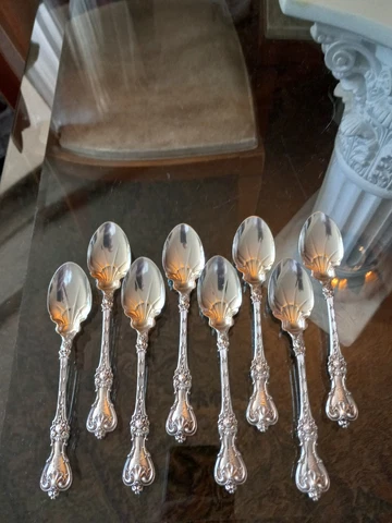 8 Whiting Manufacturing Co King Edward Ice Cream Spoons Sterling Silver 1901 Cover