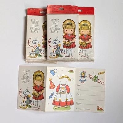 Muñeca de papel vintage años 70 sello perforada invitaciones de fiesta de cumpleaños selladas Foto 1 de 4