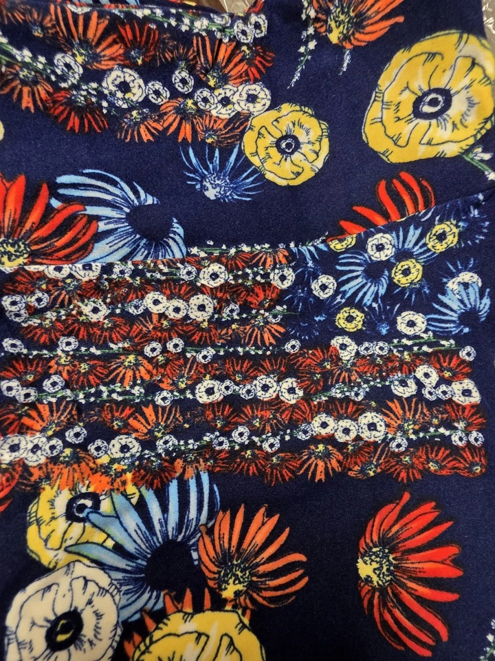 Leggings Lularoe TC - NUEVOS CON ETIQUETAS - Sueños Americanos - 4 de julio - Bandera floral Foto 1 de 4